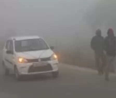 झारखंड में ठंड और कोहरे का प्रकोप जारी, अगले तीन दिनों में 2–3 डिग्री गिरेगा पारा