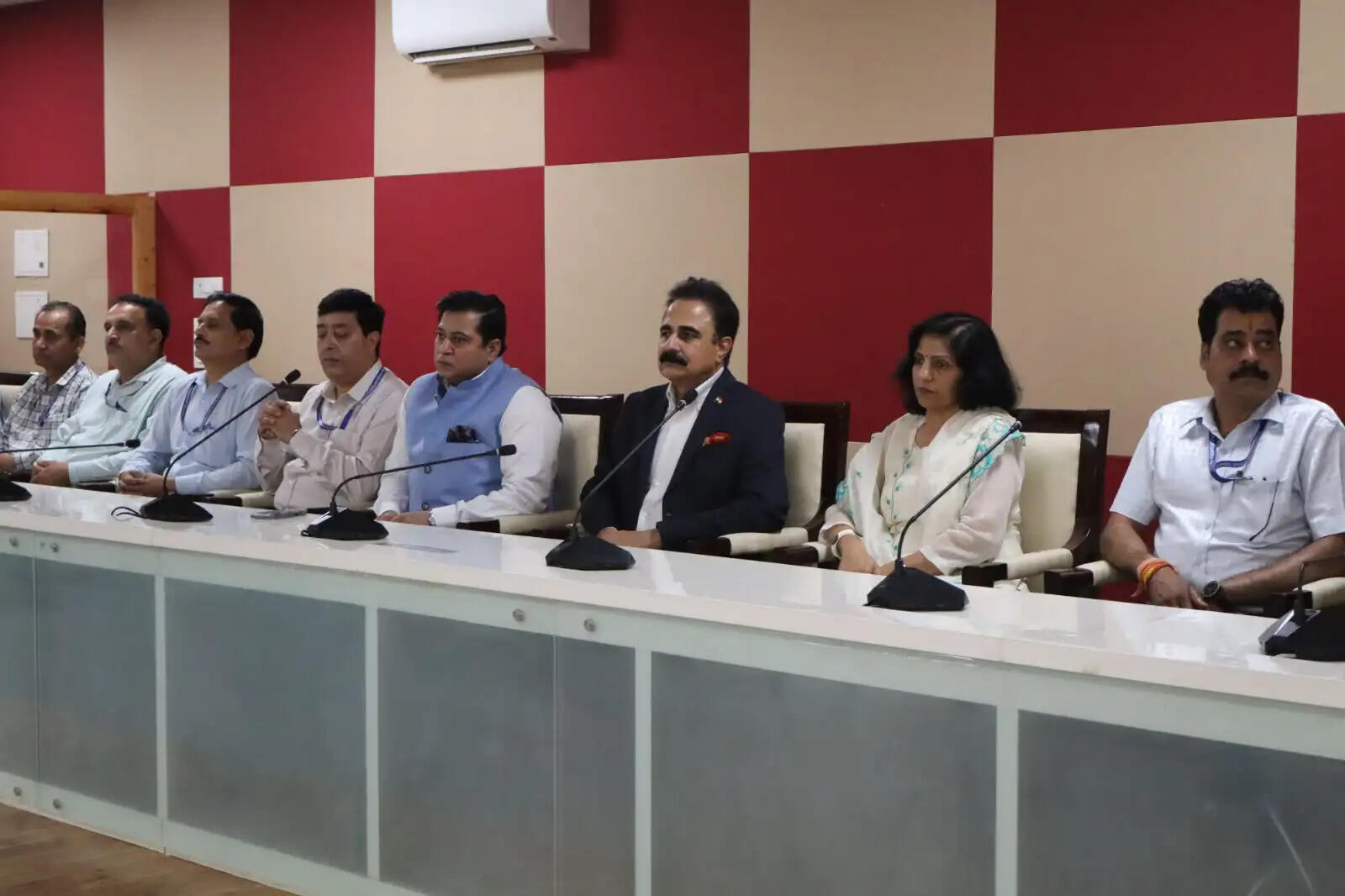 स्कूल शिक्षा बोर्ड के तौर पर डॉ. राजेश शर्मा के कार्यकाल का एक वर्ष पूरा