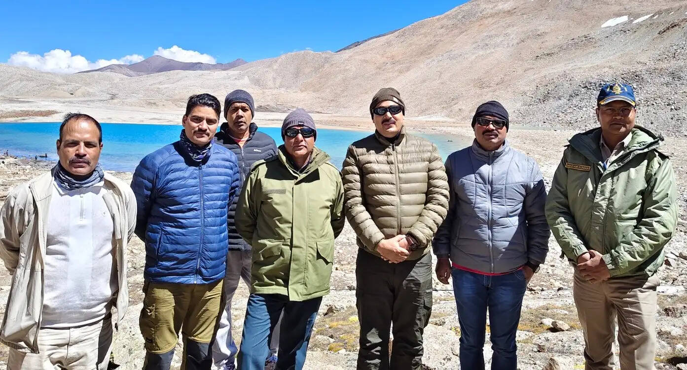 एसपी ने माणा पास तक पहुंचकर सीमांत क्षेत्र की सुरक्षा व्यवस्था परखी