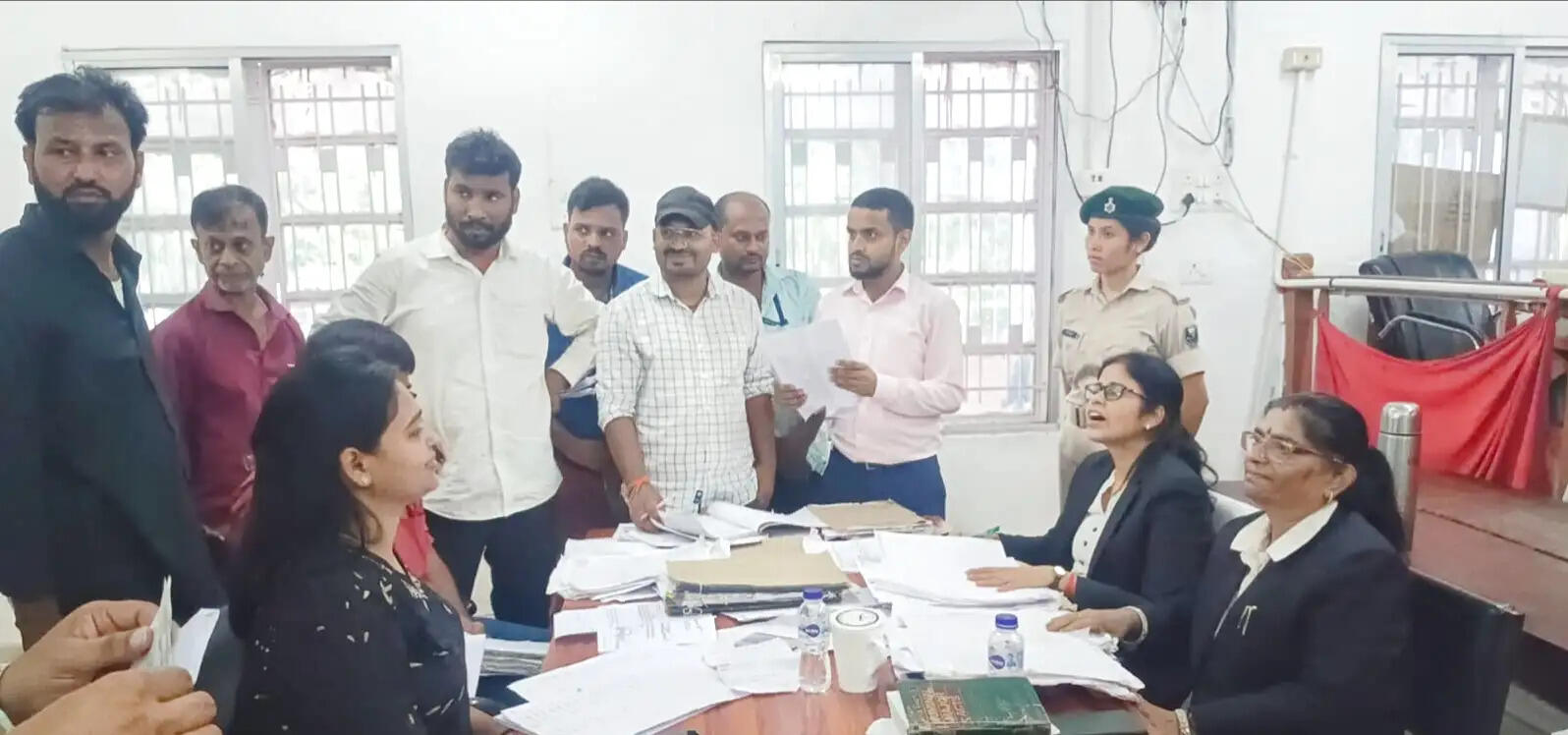 राष्ट्रीय मेगा लोक अदालत: कटिहार में करीब 4,000 मामलों का ऐतिहासिक निष्पादन, ₹17.17 करोड़ का बैंक सेटलमेंट