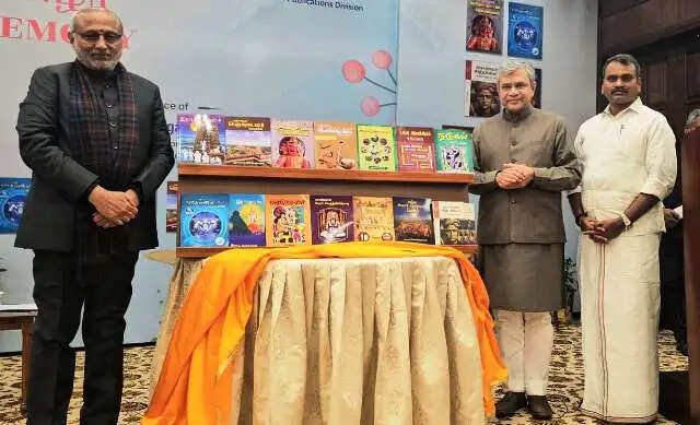 उपराष्ट्रपति ने तमिल विरासत पर 16 पुस्तकों का विमोचन किया