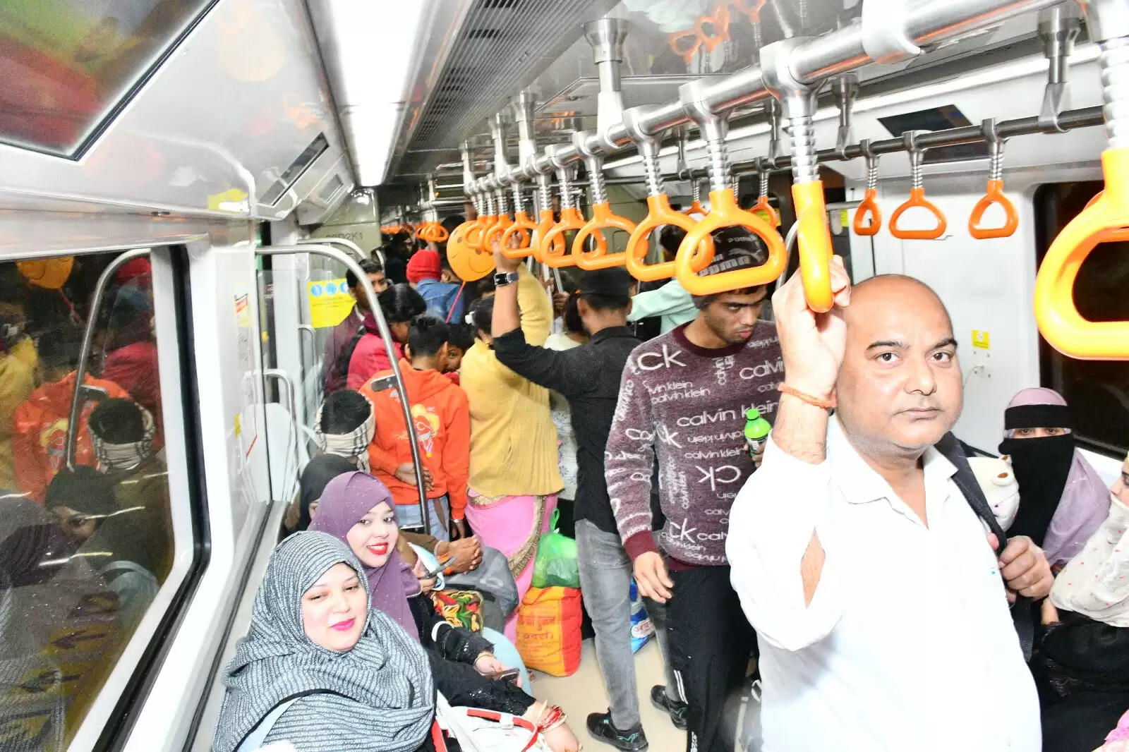 कानपुर मेट्रो ने रचा कीर्तिमान : अब तक एक करोड़ यात्रियों ने किया सफर