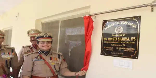 एसएसपी मोहिता शर्मा ने पीसीआर भवन कैंटीन और नाग देव मंदिर का किया उद्घाटन