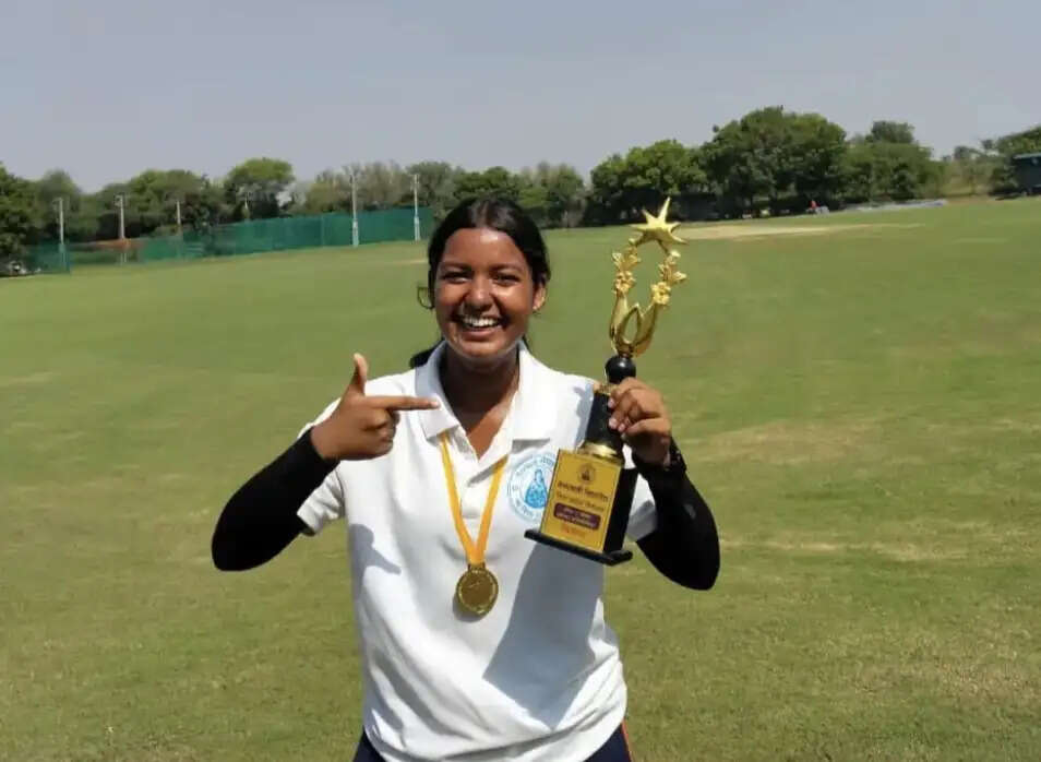क्रिकेट के मैदान पर चमकी किशनगंज की तानिया, अंडर-19 टूर्नामेंट में शानदार प्रदर्शन