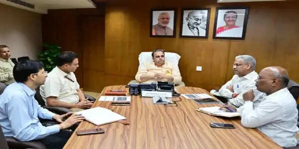 दिल्ली में दो एआई सेंटर ऑफ एक्सीलेंस स्थापित करेगी सरकार