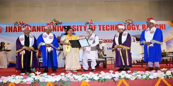बड़ी डिग्री नहीं, बड़ा उद्देश्य जीवन को बनाता है बड़ा : राज्यपाल