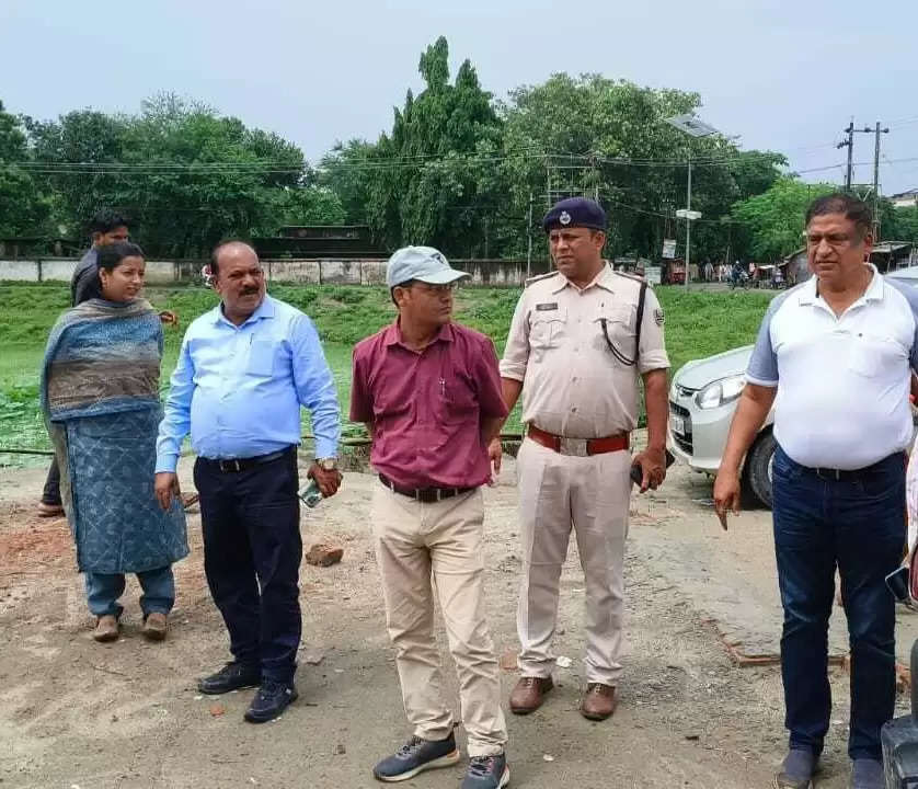 फारबिसगंज विद्युत विभाग के पदाधिकारियाें एवं थानाध्यक्ष ने मुहर्रम जुलूस के रूटों का किया निरीक्षण