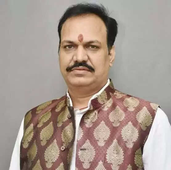 8 साल से नहीं हुआ चुनाव, आक्रोशित हुए पुरोहित, बोले – परिवार सहित देंगे धरना!