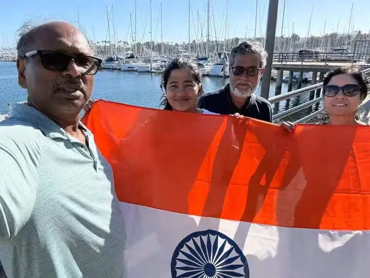 मेदिनीपुर की अफरीन जाबी ने रचा इतिहास, 15 घंटे में तैरकर पार किया कैटालिना चैनल