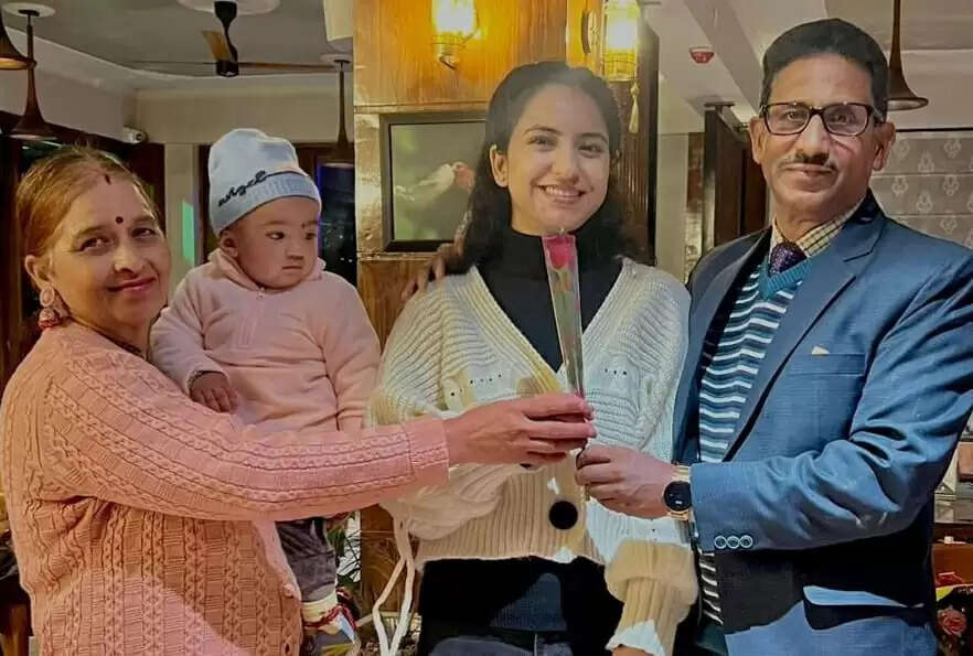 मंडी की डॉ कृतिका का चिकित्सा अधिकारी पद पर हुआ चयन