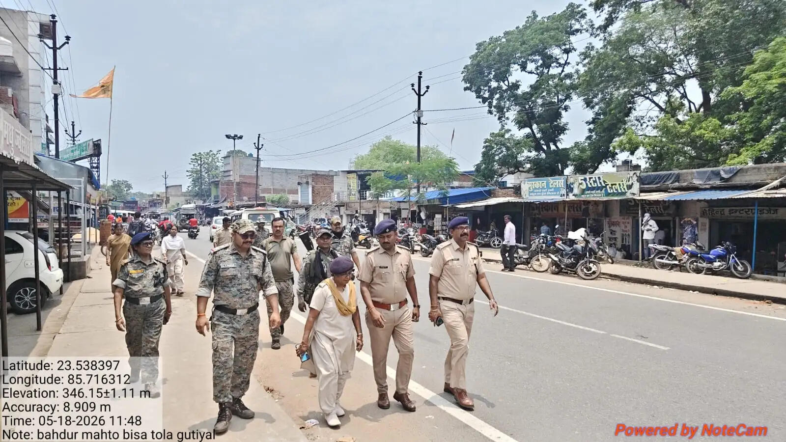 प्रहरी पहल के तहत पुलिस ने की पैदल पेट्रोलिंग