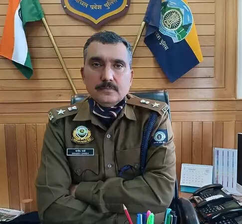 एसपी शिमला ने डीजीपी पर लगाए आरोप