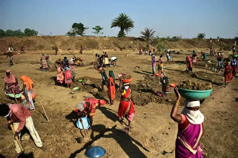 मनरेगा मजदूरों का राष्ट्रव्यापी हड़ताल 15 को