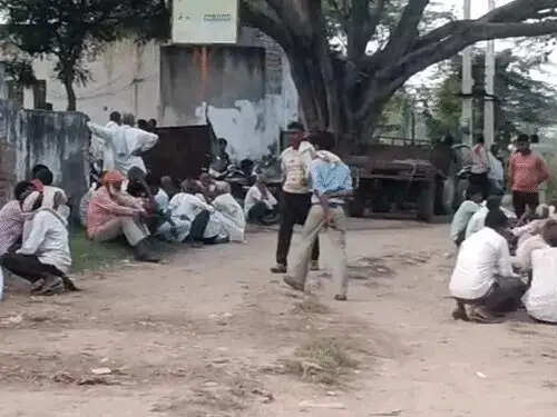 थ्रेसर की चपेट में आने से 18 वर्षीय युवती की मौत