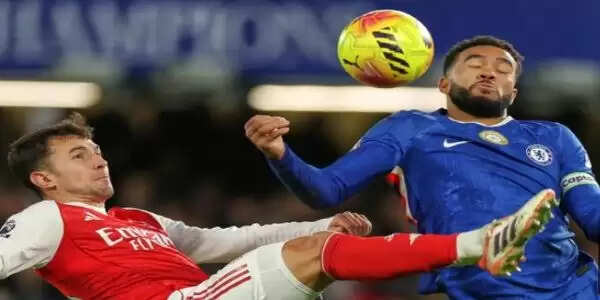 प्रीमियर लीग 2025-26: 10 खिलाड़ियों वाली चेल्सी ने आर्सेनल को 1-1 से रोका, रोमांचक लंदन डर्बी में अंक बांटे