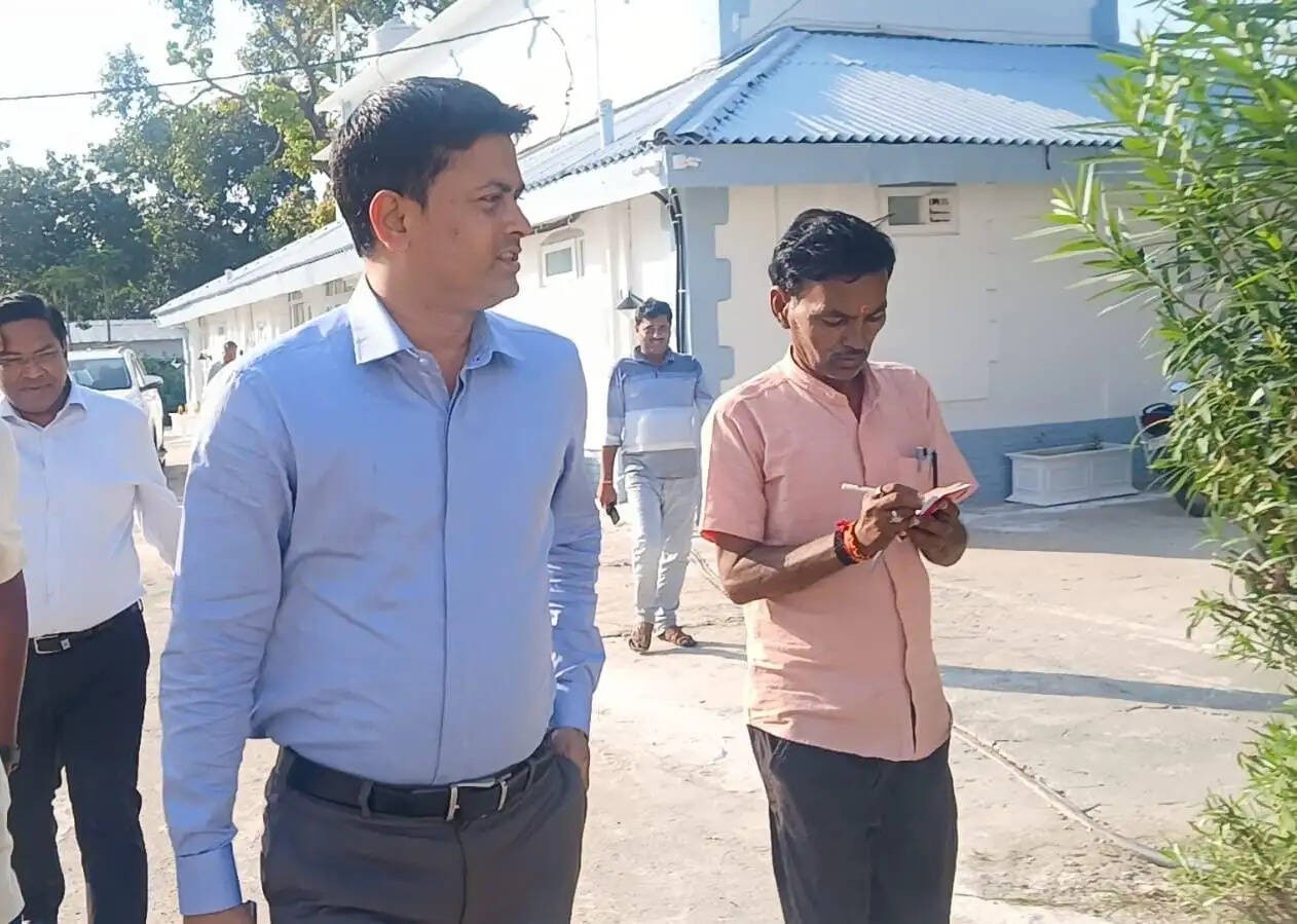 अगुवानी-सुल्तानगंज पुल निर्माण कार्य में लाएं तेजी,चेयरमैन धर्मेंद्र कुमार ने दिए निर्देश
