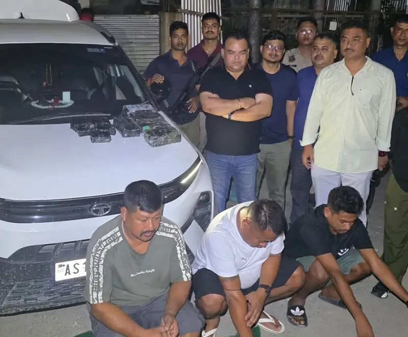 असम में तीन तस्कर गिरफ्तार, 12.5 करोड़ का मादक पदार्थ बरामद