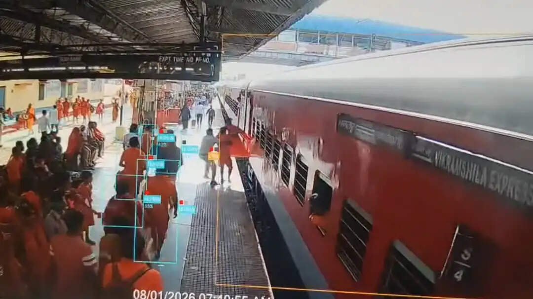 आरपीएफ आरक्षक की तत्परता से संभावित दुर्घटना टली