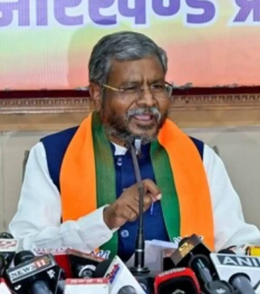 रिम्स निदेशक को हटाने के मामले को लेकर बाबूलाल मरांडी ने हेमंत सरकार पर फिर साधा निशाना