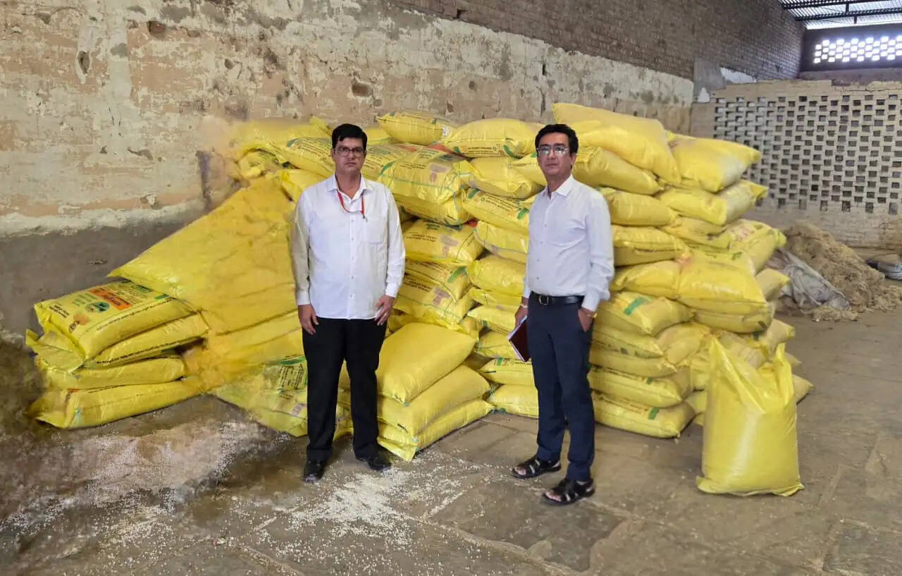 कृषि विभाग एक्शन मोड में : यूरिया डायवर्जन व जमाखोरी पर सख्ती, जैविक व प्राकृतिक खेती को बढ़ावा देने के निर्देश