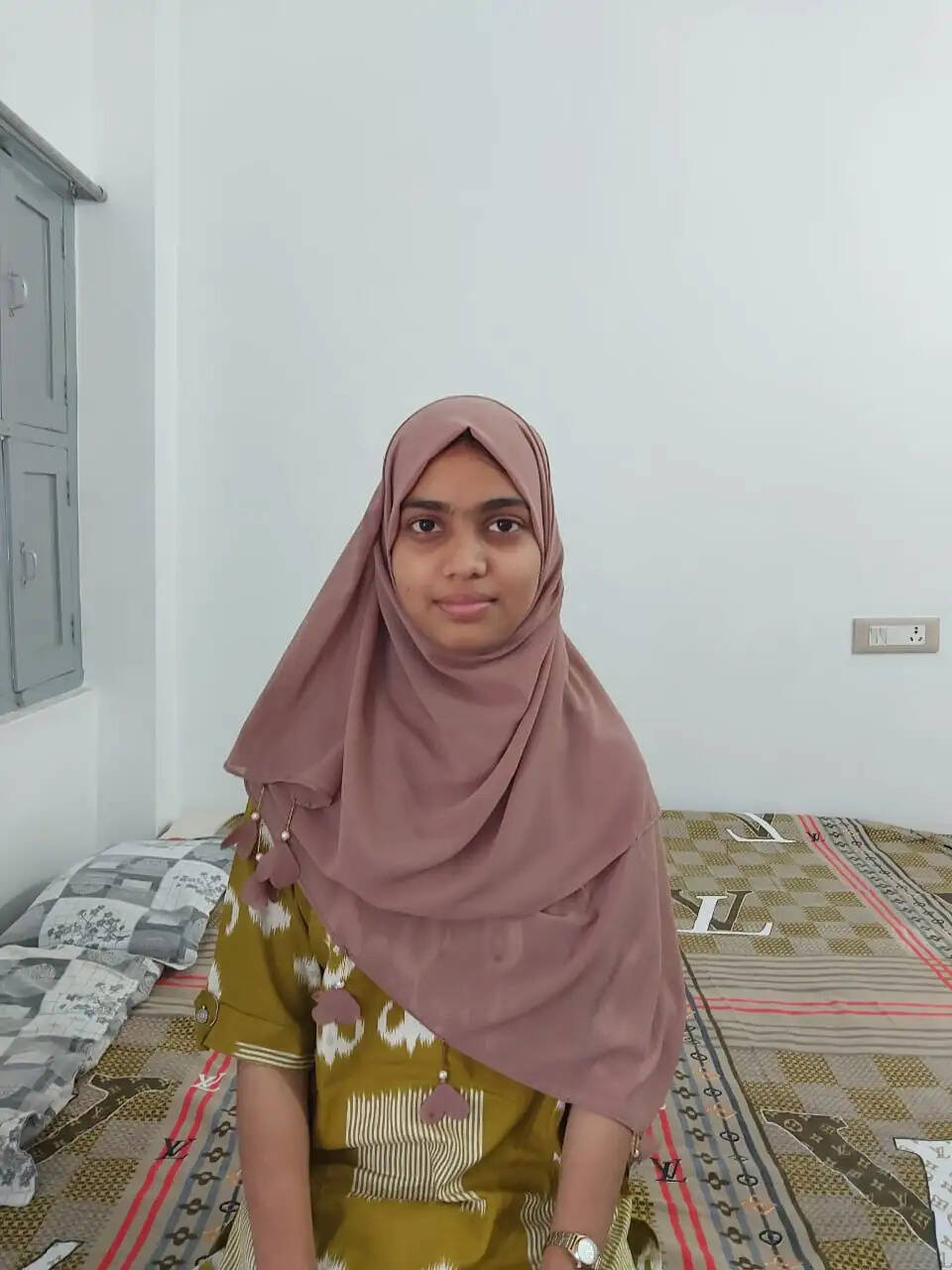 मुजफ्फरपुर की बिटिया सादिया सामी ने मैट्रिक में गाड़ा झंडा, राज्य में टॉप टेन में शामिल और बनीं जिला टॉपर