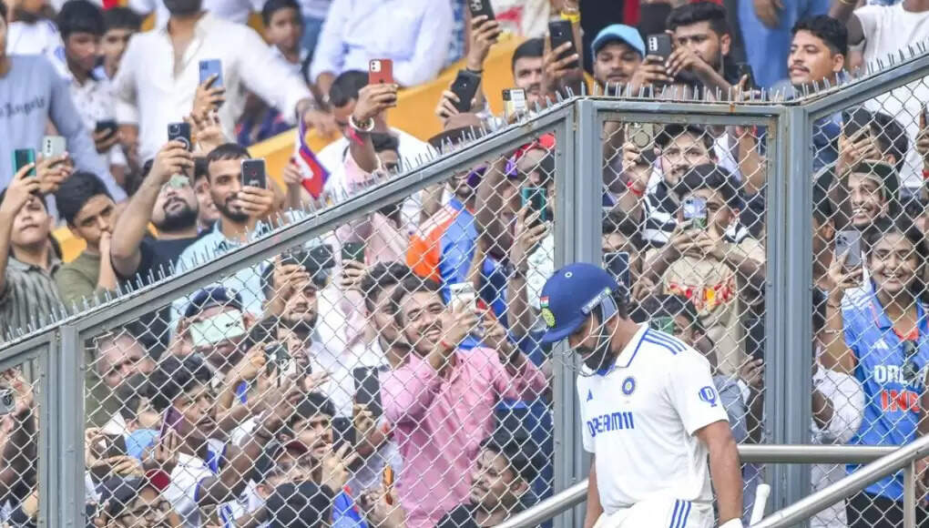 वानखेड़े स्टेडियम में रोहित शर्मा के नाम पर रखा गया स्टैंड का नाम, आज शाम होगा उद्घाटन