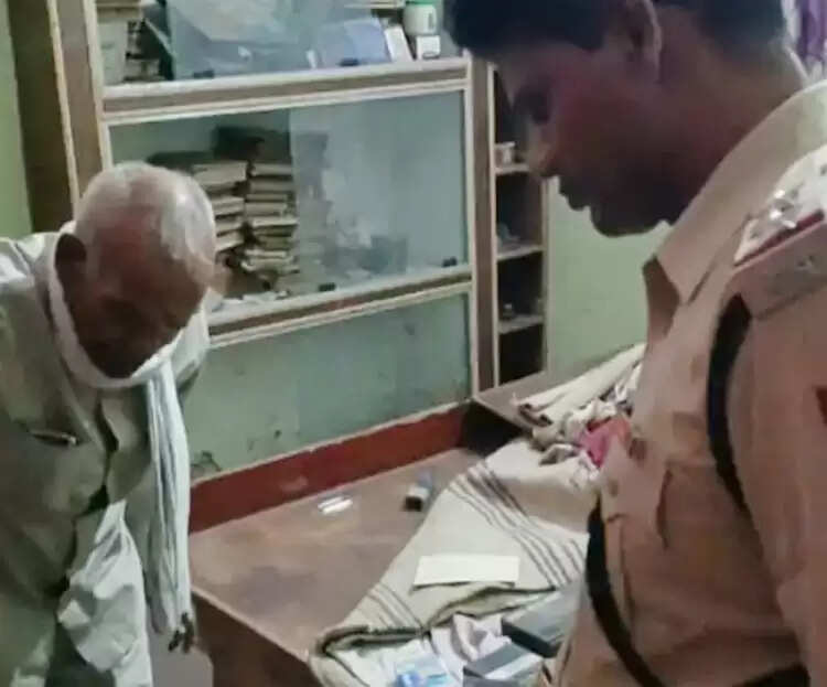 सोनीपत में सेवानिवृत्त प्राचार्य के घर आठ लाख की चोरी, पुलिस पर लापरवाही का आरोप