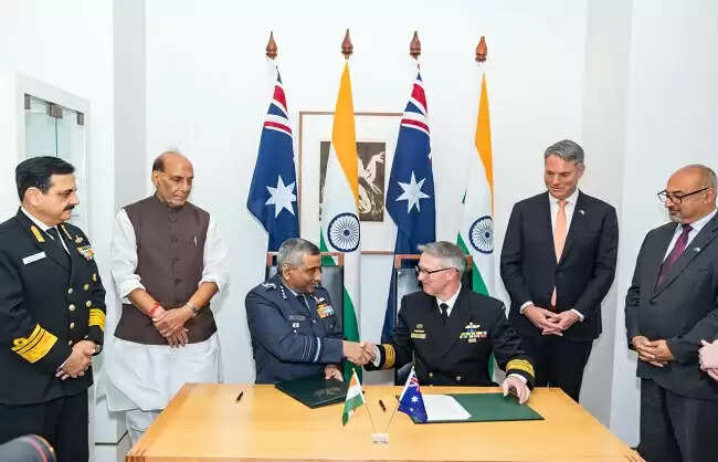भारत और ऑस्ट्रेलिया ने रक्षा साझेदारी के लिए तीन प्रमुख समझौतों पर किये हस्ताक्षर