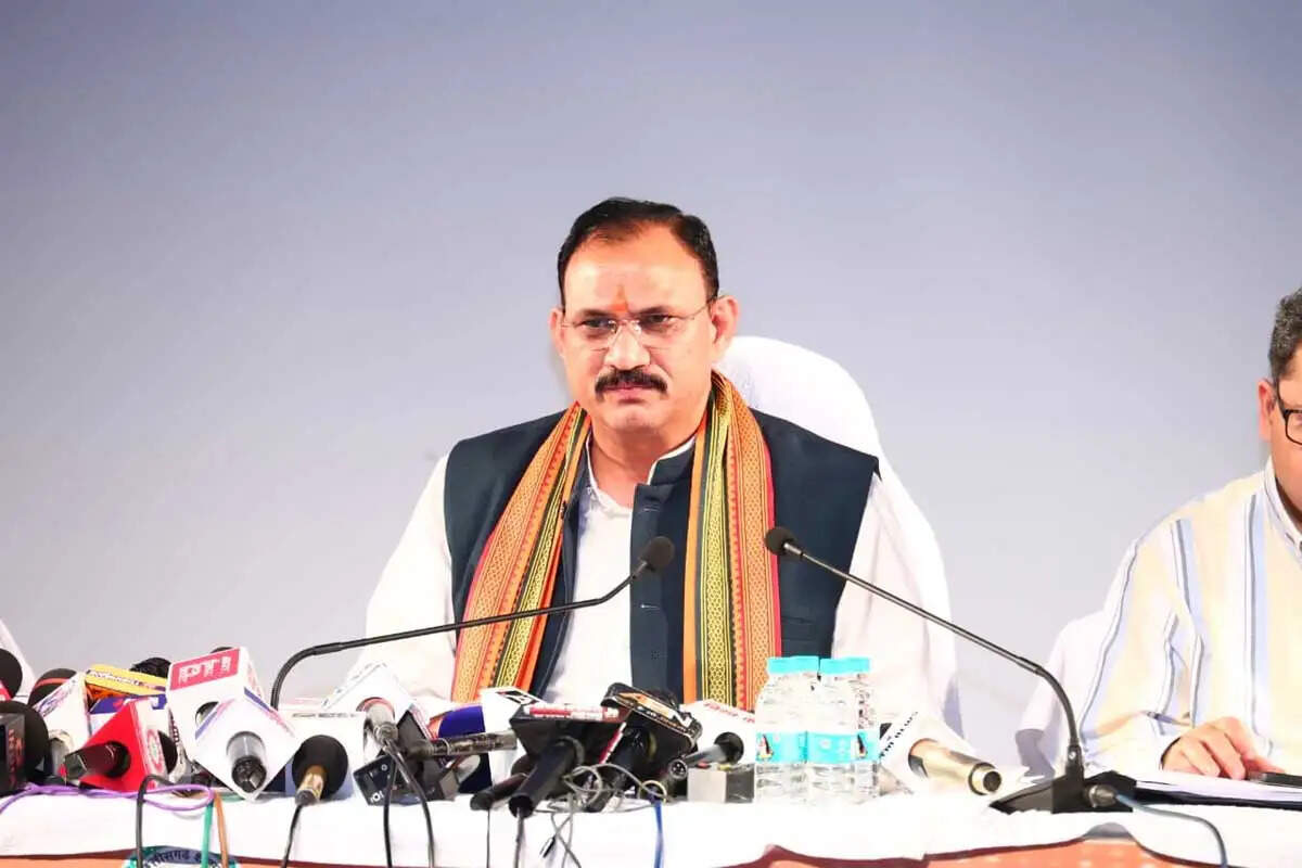 मलेरिया पर निर्णायक प्रहार जारी, एक भी मृत्यु न हो यही हमारा लक्ष्य : स्वास्थ्य मंत्री जायसवाल