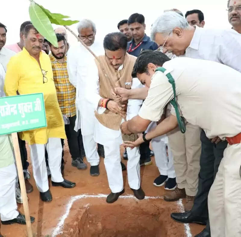 गौधाम को बनाया जाएगा आत्मनिर्भर : उप मुख्यमंत्री शुक्ल