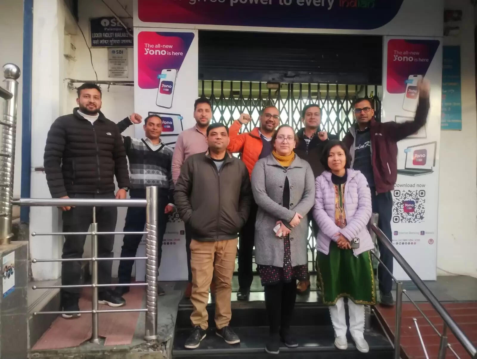 बैंक कर्मचारियों का पाँच दिन कार्य सप्ताह की मांग को लेकर प्रदर्शन