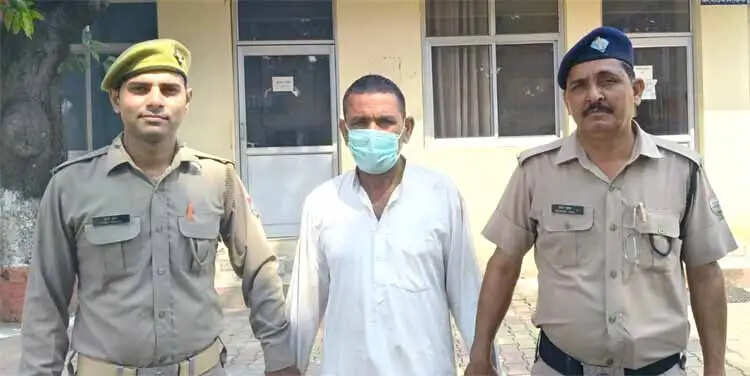 लंढौरा में गोकशी की सूचना पर पुलिस की दबिश, एक आरोपित गिरफ्तार