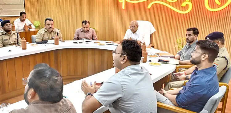 कुंभ मेला-2027 की तैयारियों में समयबद्धता और जवाबदेही पर जोर
