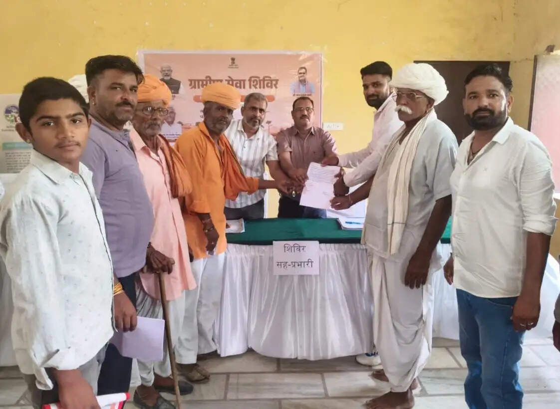 ग्रामीण सेवा शिविर बना जनकल्याणकारी योजनाओं का प्रभावी माध्यम
