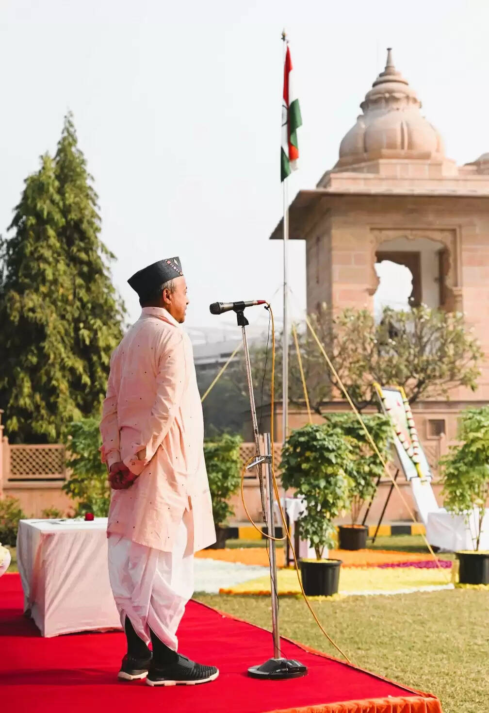 राष्ट्रीय स्वयंसेवक संघ मुख्यालय में फहराया गया राष्ट्रध्वज