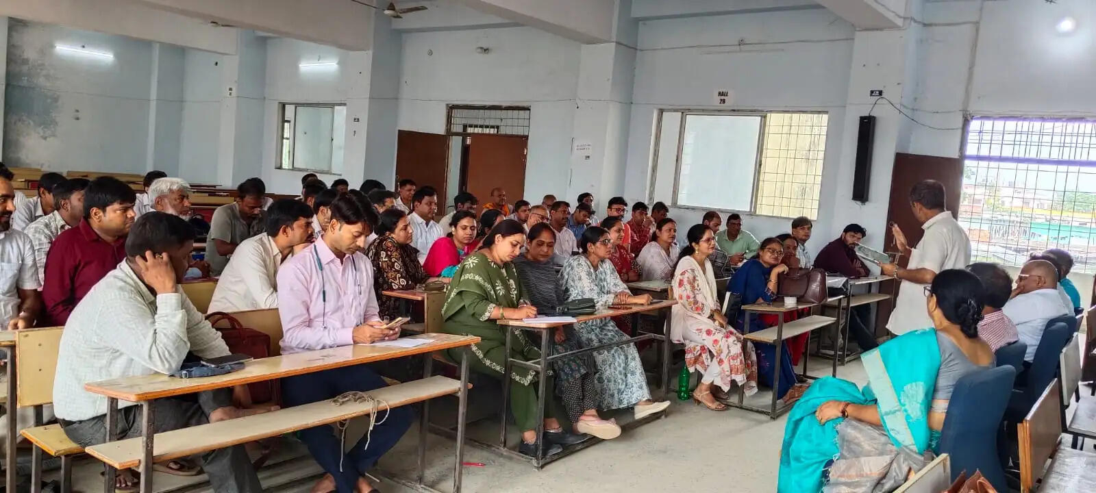 सारण के राजेंद्र कॉलेज में स्टाफ काउंसिल की हुई बैठक