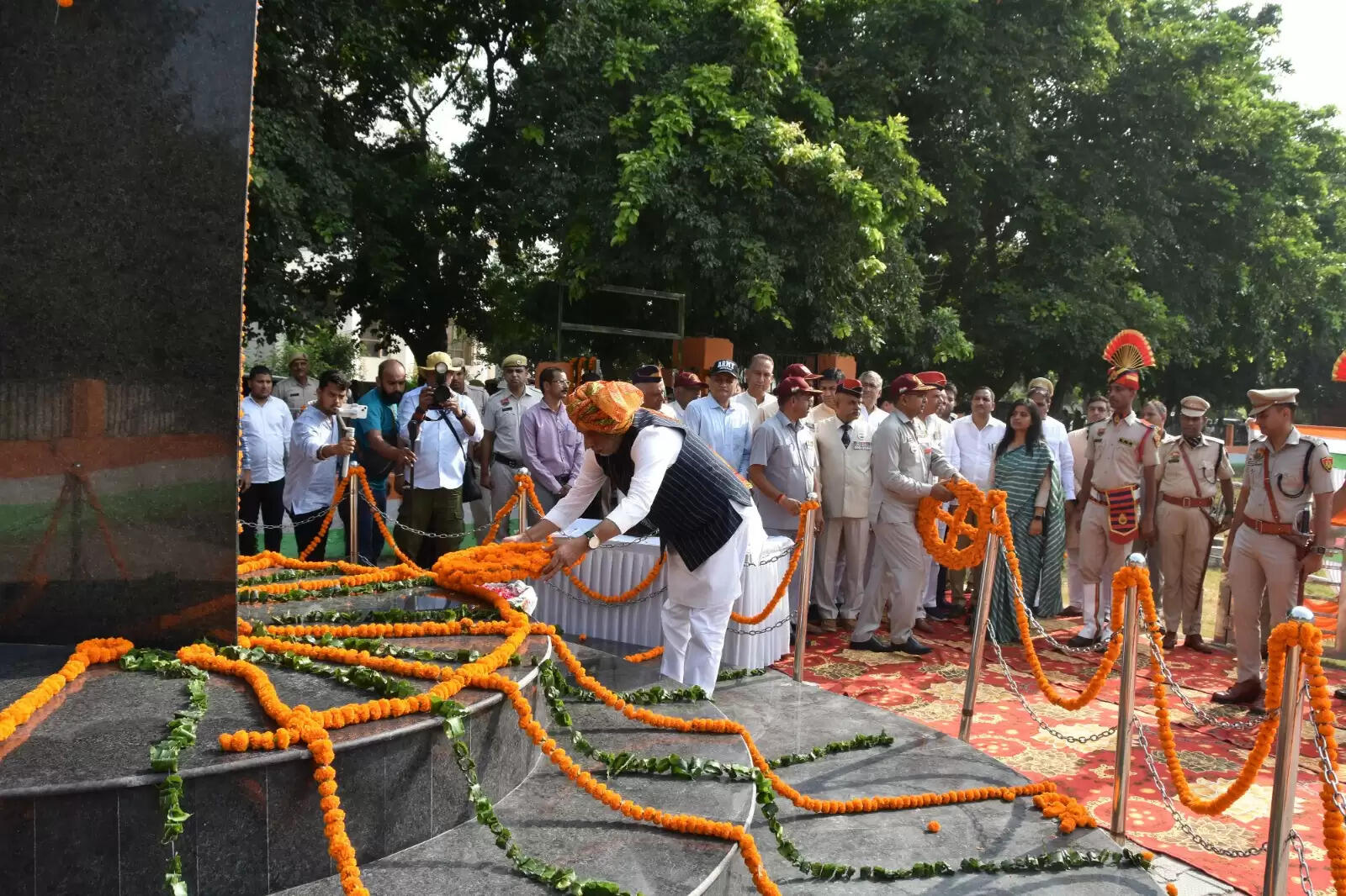 पलवल : पूरा देश तिरंगे के रंगों में रंगा, सभी शहीदों को याद कर किया नमन:गुर्जर