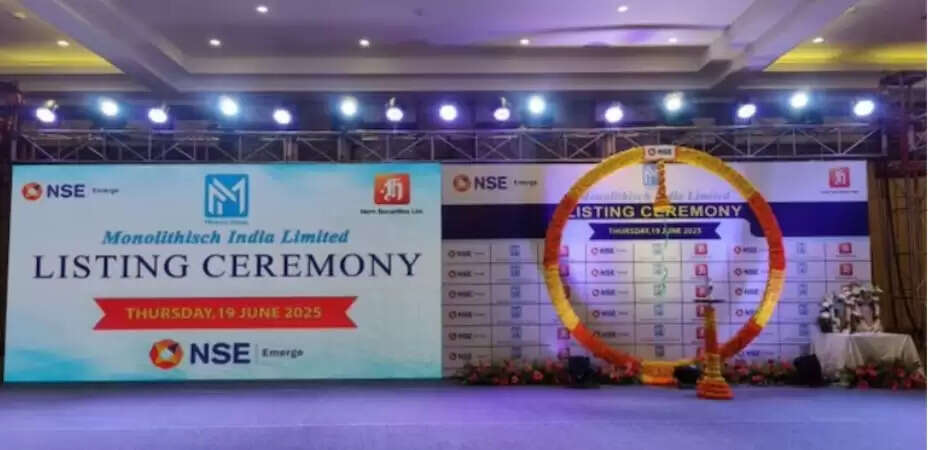 स्टॉक मार्केट में मोनोलिथिक इंडिया की धांसू एंट्री, प्रीमियम लिस्टिंग के बाद लगा अपर सर्किट