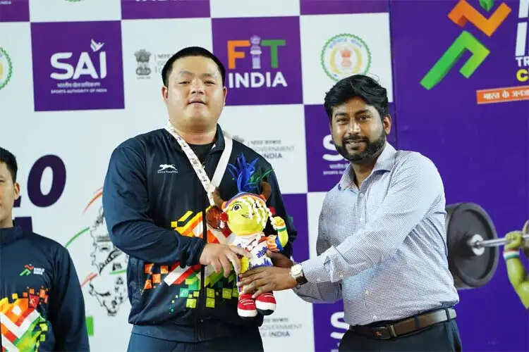 खेलो इंडिया ट्राइबल गेम्स 2026: पुरुष भाराेत्तोलन 88 किग्रा वर्ग में अरुणाचल के रुबा ताडु बने चैंपियन