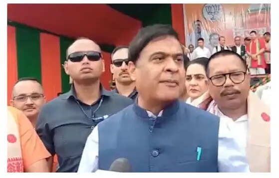 कोलकाता में बोले मुख्यमंत्री हिमंत बिस्व सरमा - असम में आत्मसमर्पण करें पवन खेड़ा