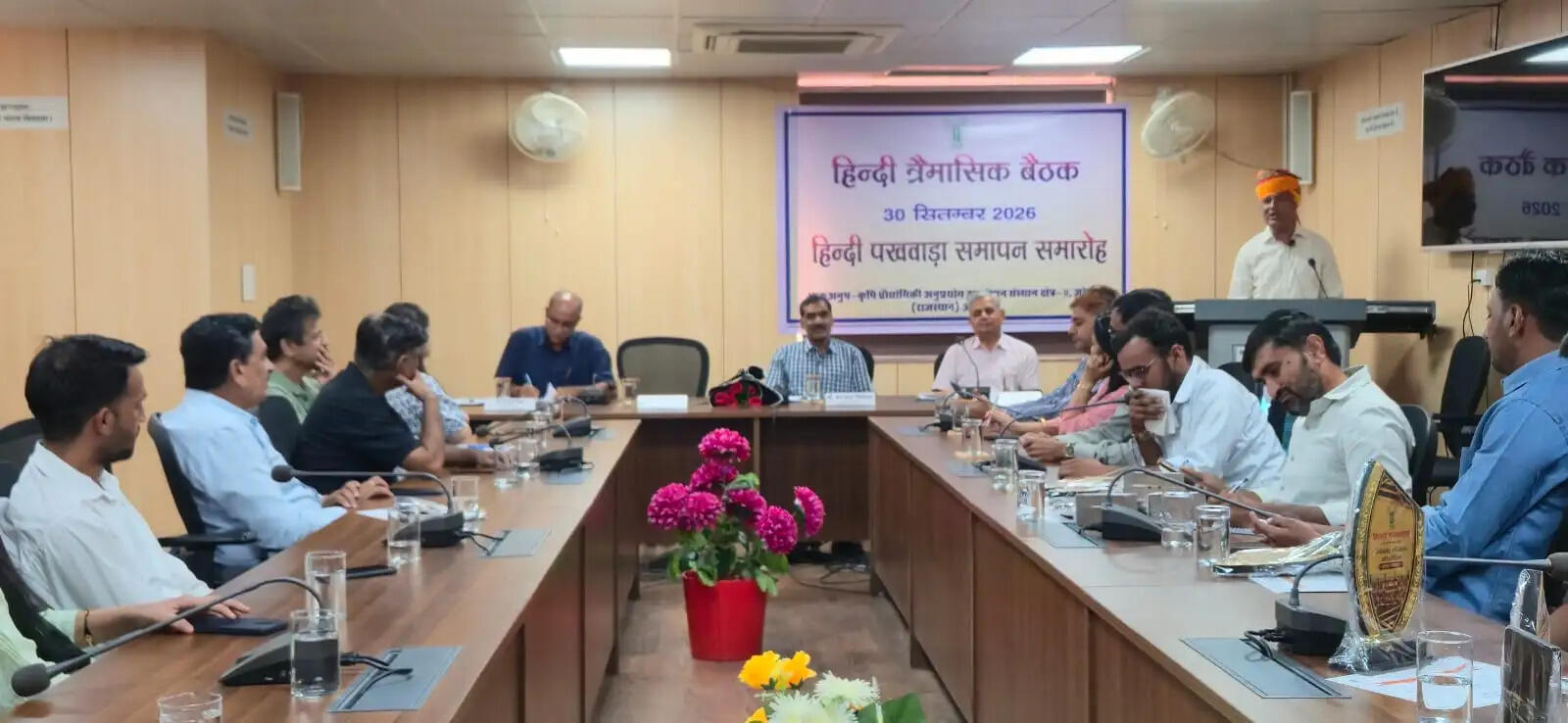 हिंदी की सरलता और गरिमा बनाए रखना हमारी जिम्मेदारी: राठौड़