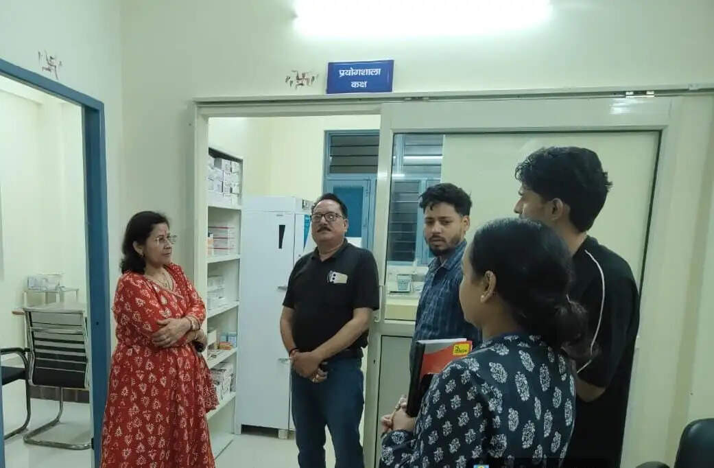 सीएमओ ने दुगड्डा, डाडामंडी, यमकेश्वर सहित नीलकंठ एमआरपी सेंटर का किया औचक निरीक्षण