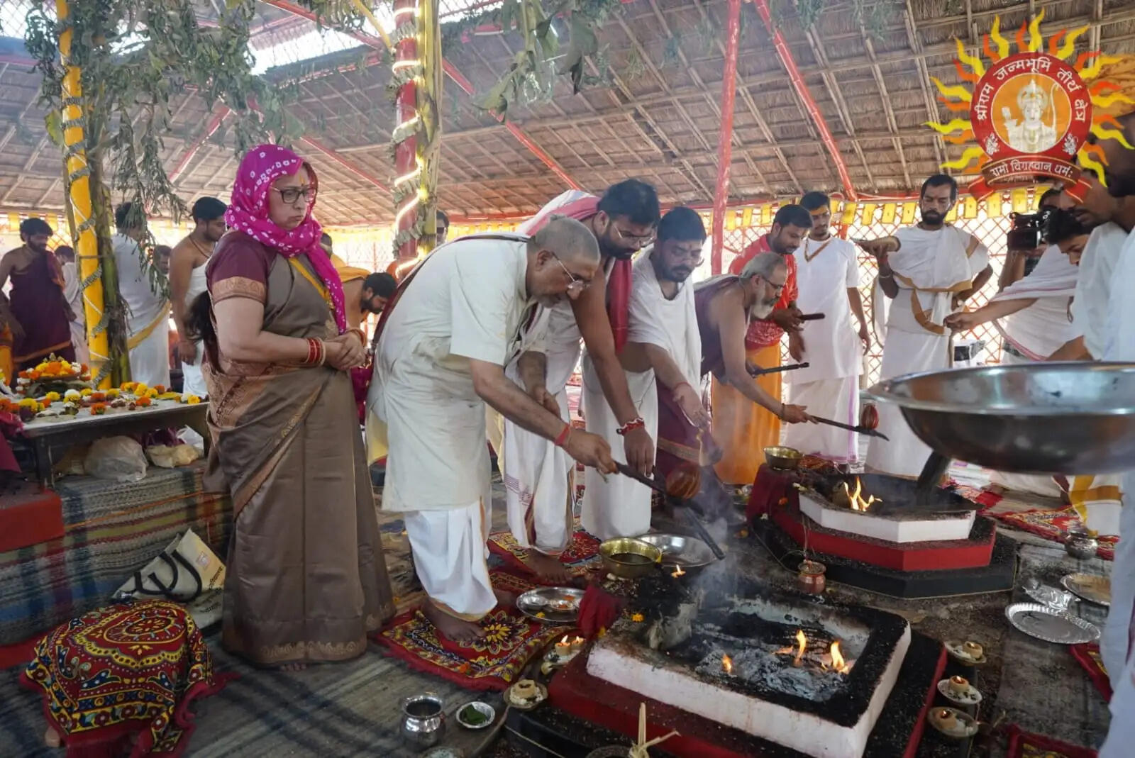 श्री राम जन्मभूमि में&nbsp;श्रीराम यन्त्र पूजन की पूर्णाहुति, राष्ट्रपति की&nbsp;उपस्थिति में 19 को होगी&nbsp;&nbsp;स्थापना