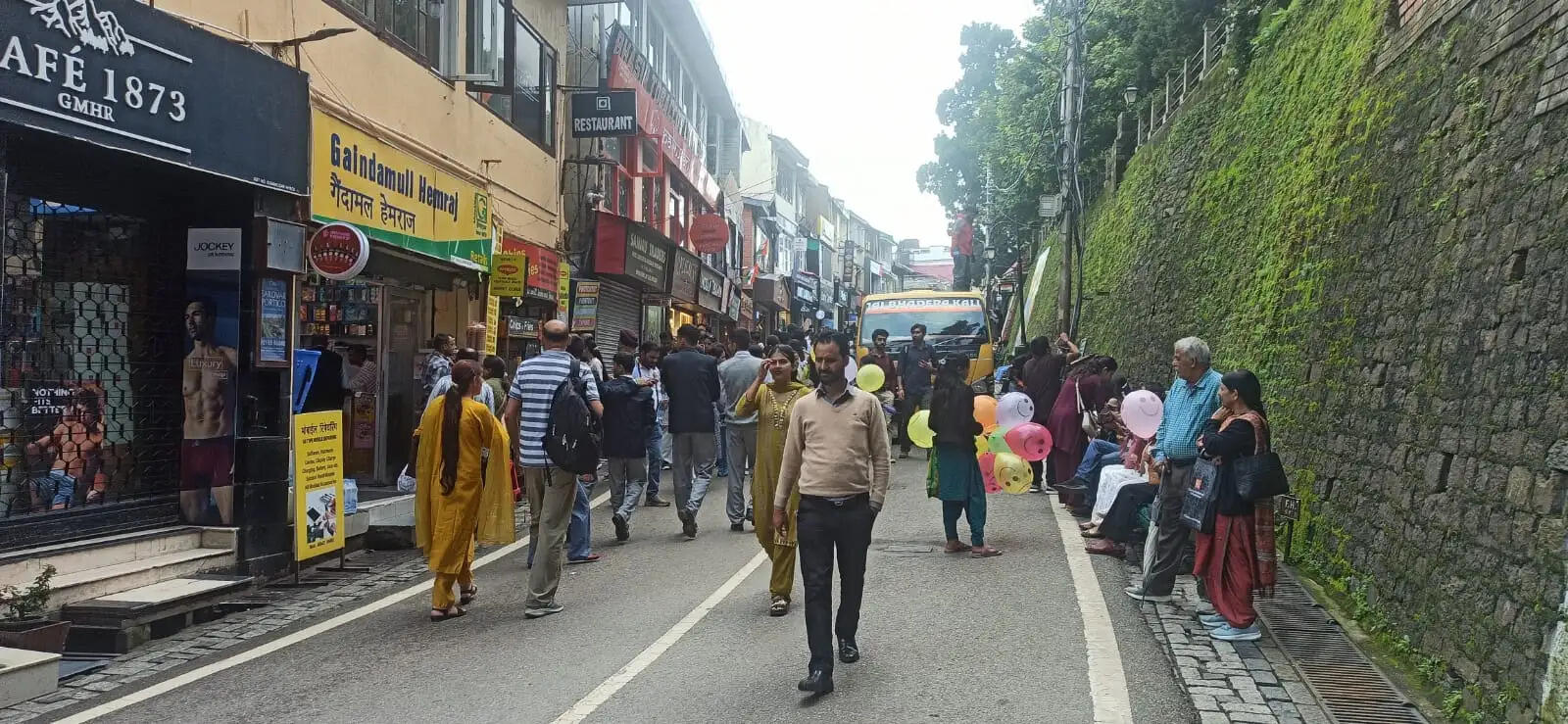 हिमाचल में 17-18 अगस्त को बहुत भारी बारिश का ऑरेंज अलर्ट, भूस्खलन से 103 सड़कें अवरुद्ध