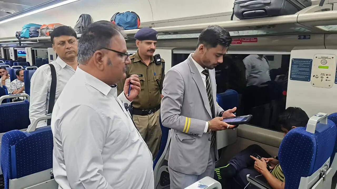 टिकट चैकिंग मेंं जोधपुर मंडल का नया राजस्व रिकॉर्ड