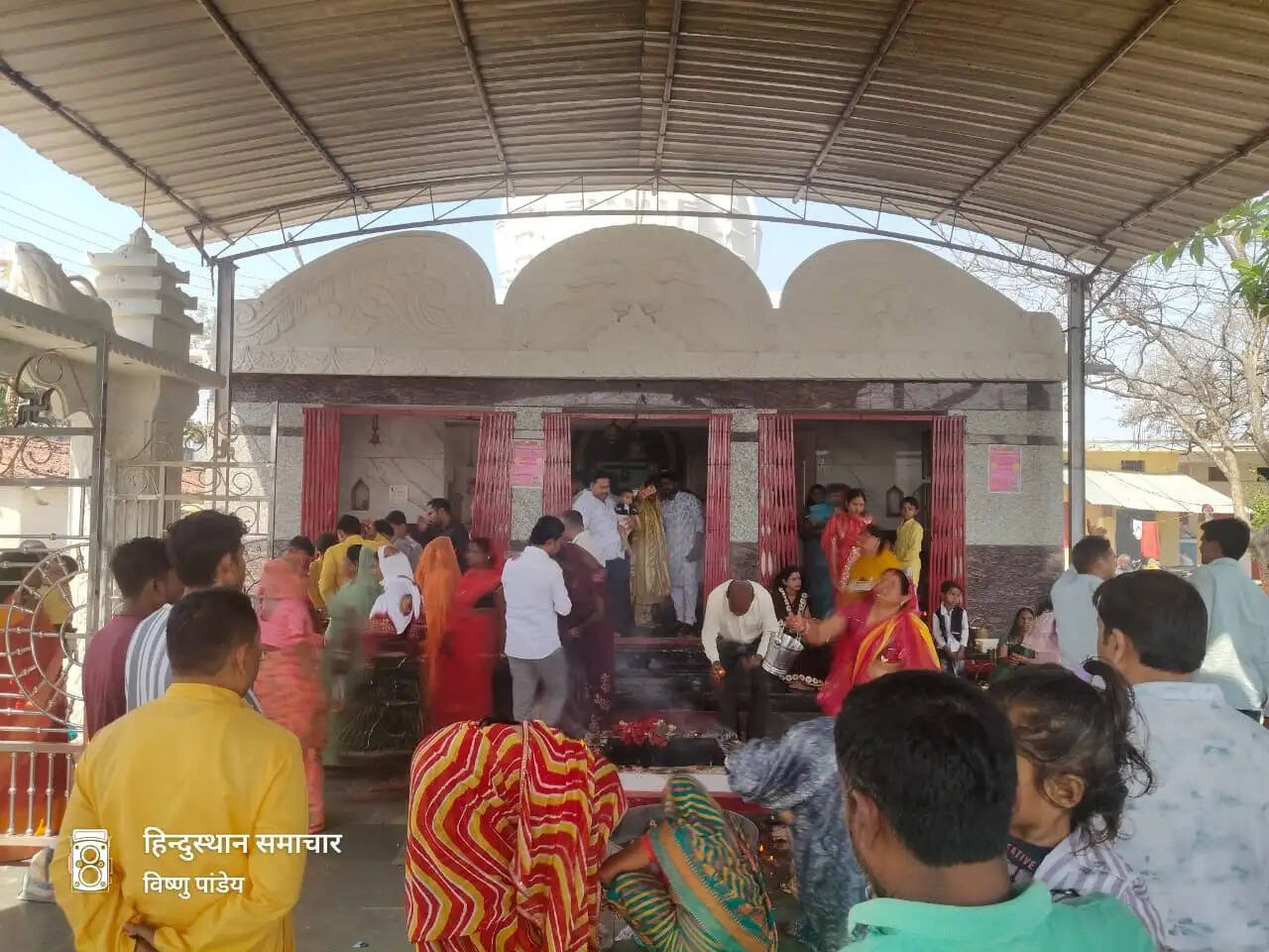 बलरामपुर : चैत्र नवरात्रि शुरू होते ही रामानुजगंज के महामाया मंदिर और पहाड़ी माई धाम बने आस्था के प्रमुख केंद्र