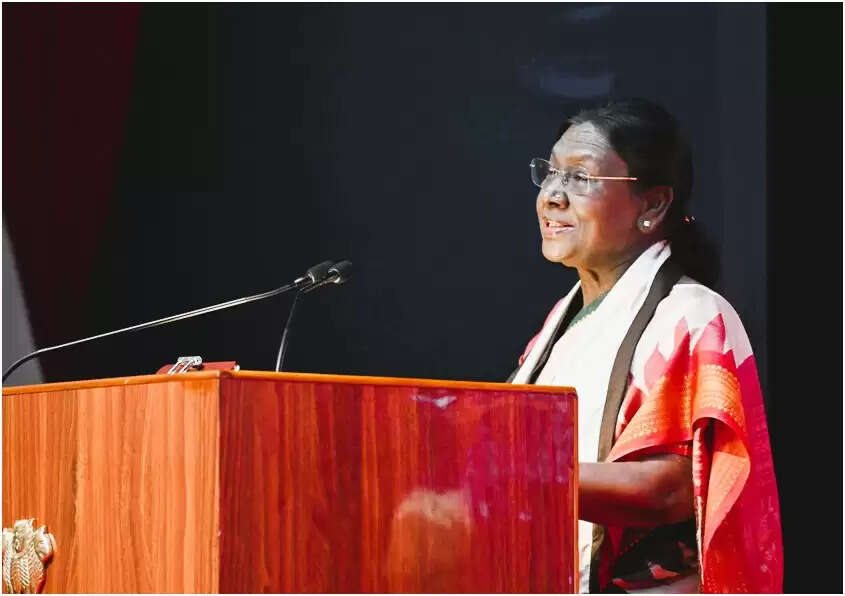 प्रौद्योगिकी करुणा और ईमानदारी की जगह कभी नहीं ले सकती : राष्ट्रपति