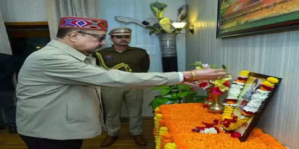 राज्यपाल डेका ने वीर बाल दिवस पर पुष्पांजलि अर्पित की