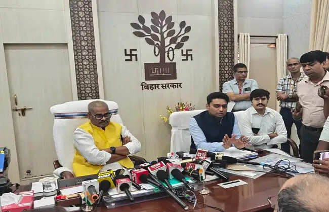 खनन एवं राजस्व संग्रह में बिहार ने दर्ज की प्रगति, अवैध खनन पर कार्रवाई हुई तेज: डॉ प्रमोद कुमार