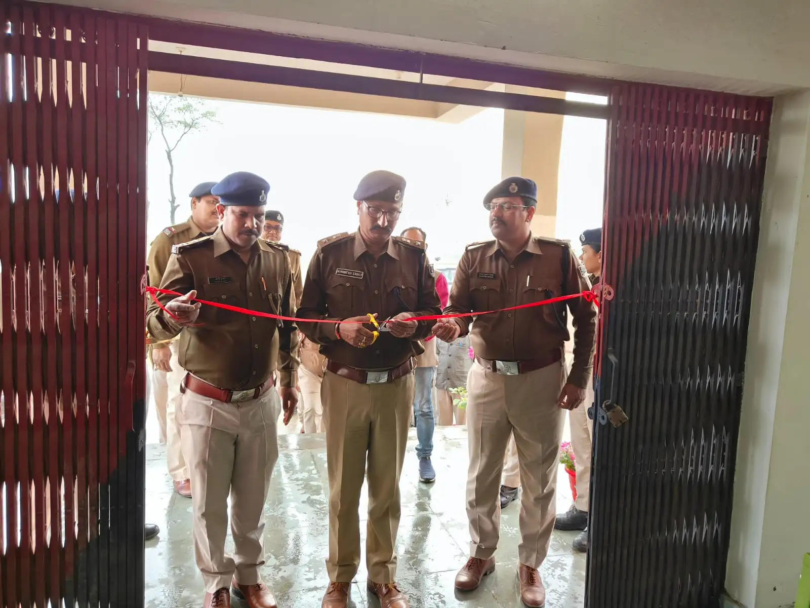 बगहा पुलिस जिला में चार ओपी पूर्ण थाना में उत्क्रमित हुआ,आपराधिक वारदातों को रोकने में होगी सहूलियत :एसपी